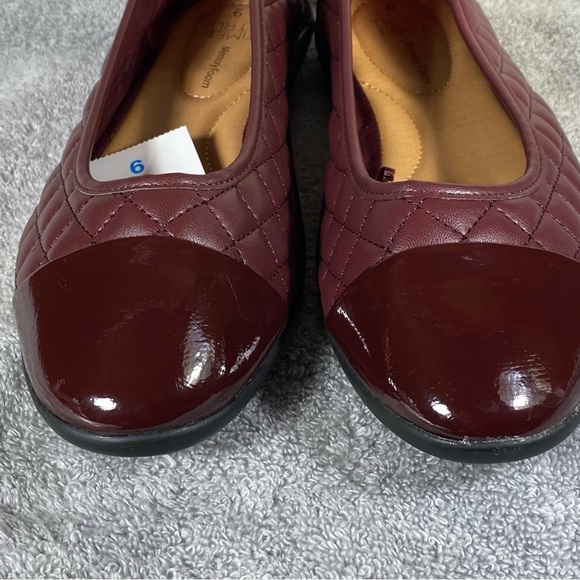 Time And Tru Shoes Women’s Size 9 Flats Slip On Burgundy New - Picture 9 of 10